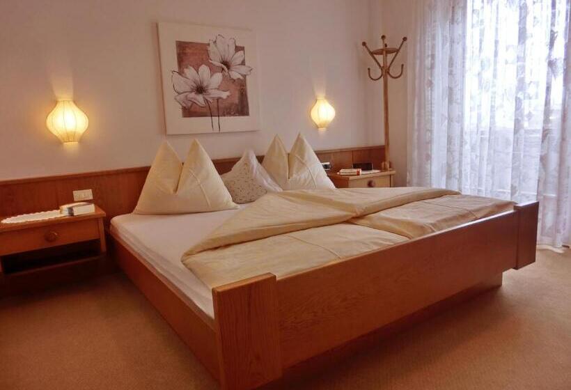 带1个卧室的带阳台的公寓, Appartments Innerhofer