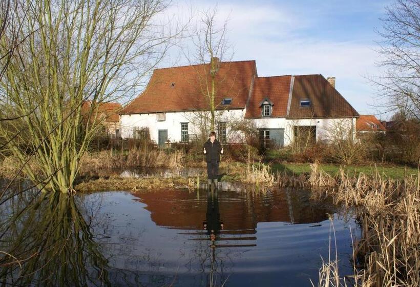 Дом 4 Спальни, B&b De Metstermolen