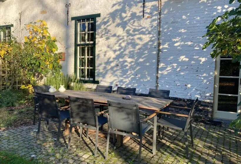 ４ベッドルームハウス, B&b De Metstermolen