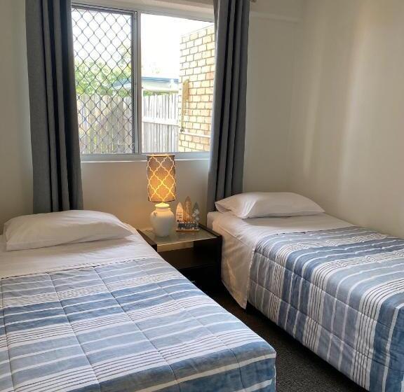 דירת חדר בקומת קרקע, Belvedere Apartments