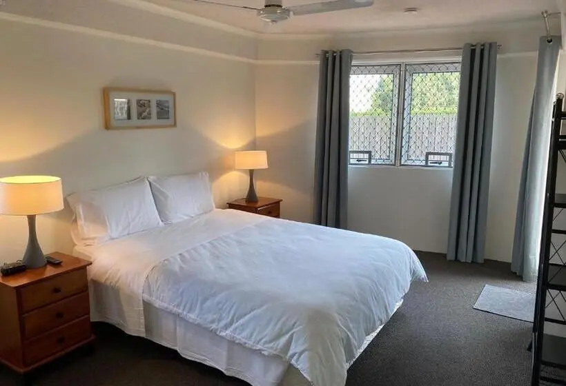 １階の１ベッドルームアパートメント, Belvedere Apartments