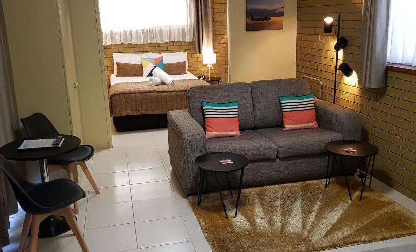 套房, Gold Coast Airport Motel   Only 300 Meters To Airport Terminal