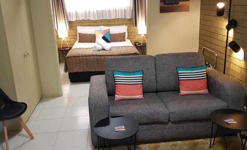 스위트, Gold Coast Airport Motel   Only 300 Meters To Airport Terminal