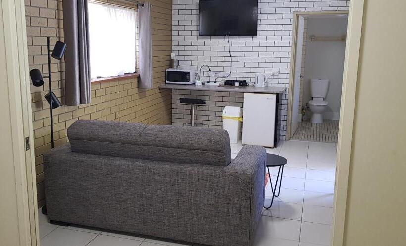 套房, Gold Coast Airport Motel   Only 300 Meters To Airport Terminal