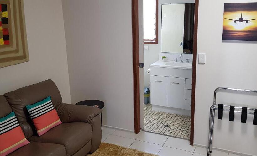 套房, Gold Coast Airport Motel   Only 300 Meters To Airport Terminal