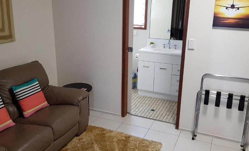 套房, Gold Coast Airport Motel   Only 300 Meters To Airport Terminal