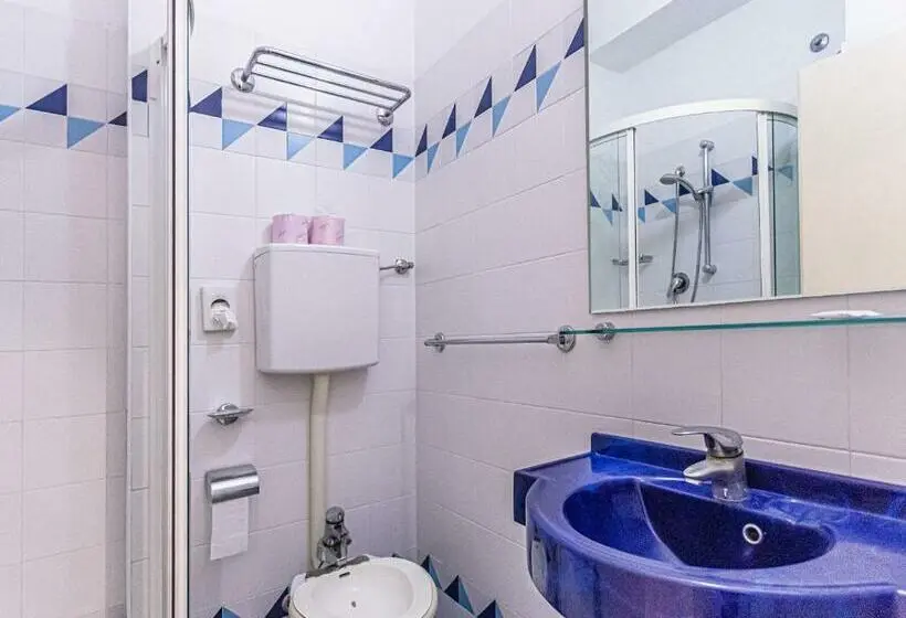 Standard-huone, Continental