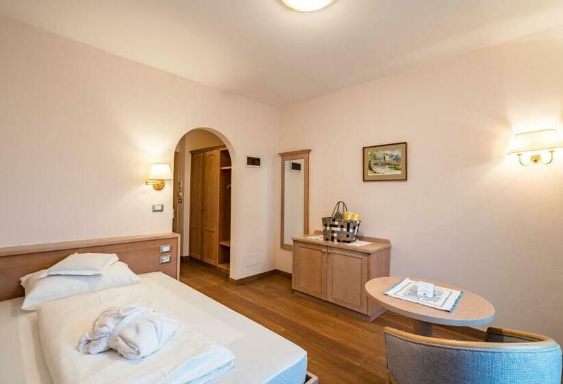 スタンダードシングルルーム, Wessobrunn