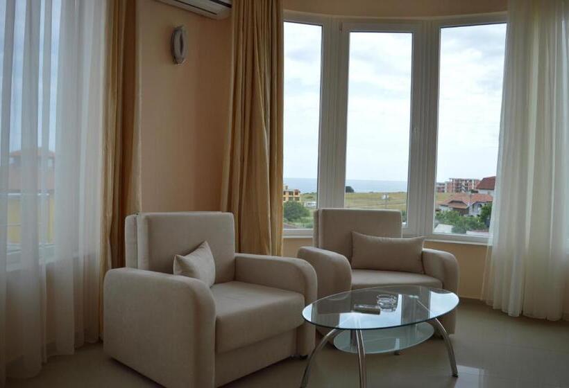 メゾネットスイート, Zafo