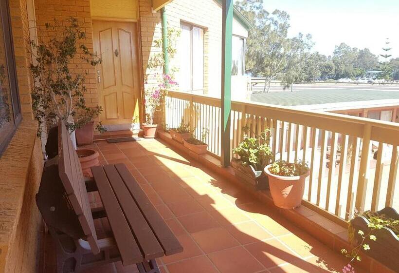 סוויטת אקזקיוטיב 2 חדרים, Lake Front Motel