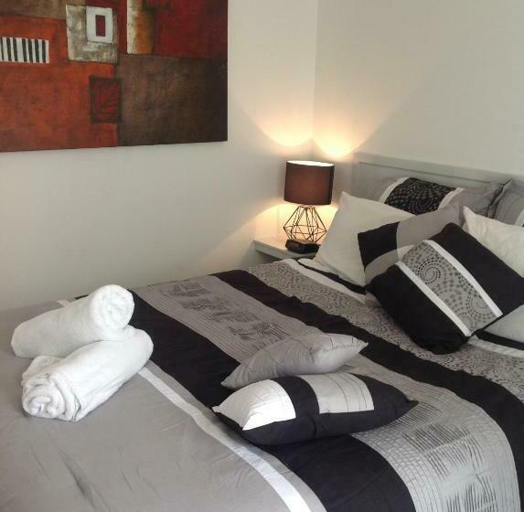 חדר סטנדרט, Motel Farnboro