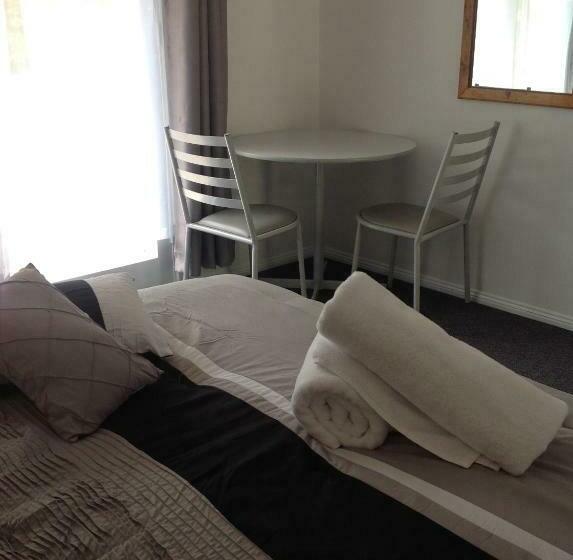 חדר סטנדרט, Motel Farnboro