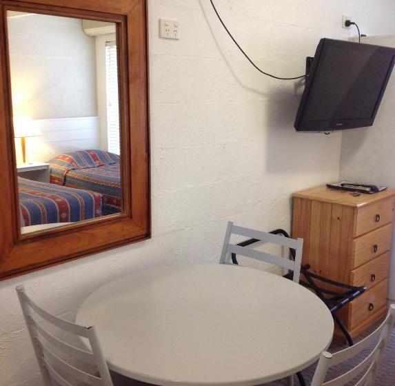 חדר סטודיו סטנדרד, Motel Farnboro