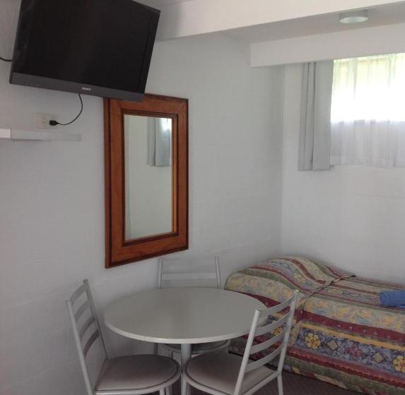 חדר סטנדרט, Motel Farnboro