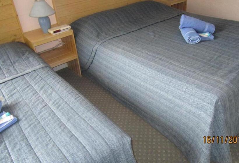 Номер Стандарт, Motel Farnboro