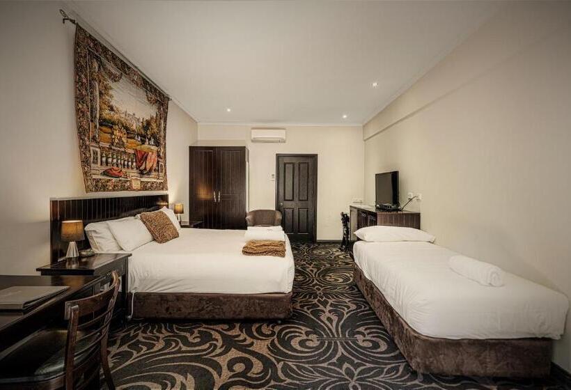 スイート, Kryal Castle Ballarat