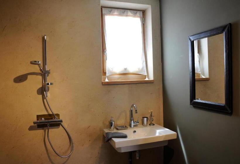 חדר סטנדרט לשלושה, La Pierre Folle Chambres D Hôtes