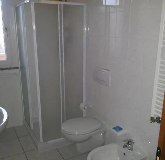 استودیوی استاندارد, Residence Maryel