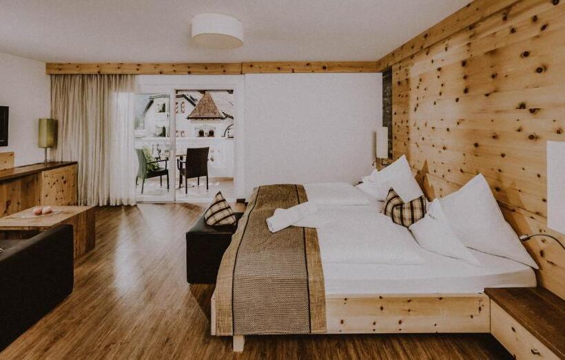 סוויטה, Vitalpina Hotel Schulerhof