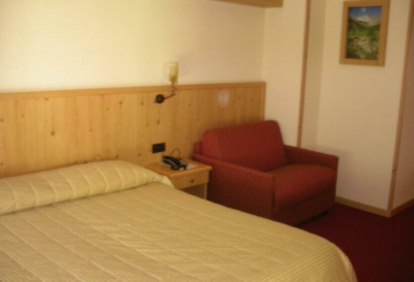 חדר סטנדרט עם מרפסת, Ristorante Miramonti