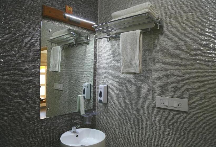 ガーデンビューデラックスルーム, Stay Banaras  A Boutique