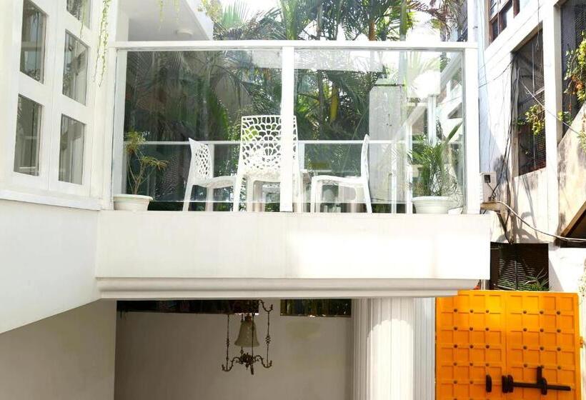 プレミアムルーム, Stay Banaras  A Boutique