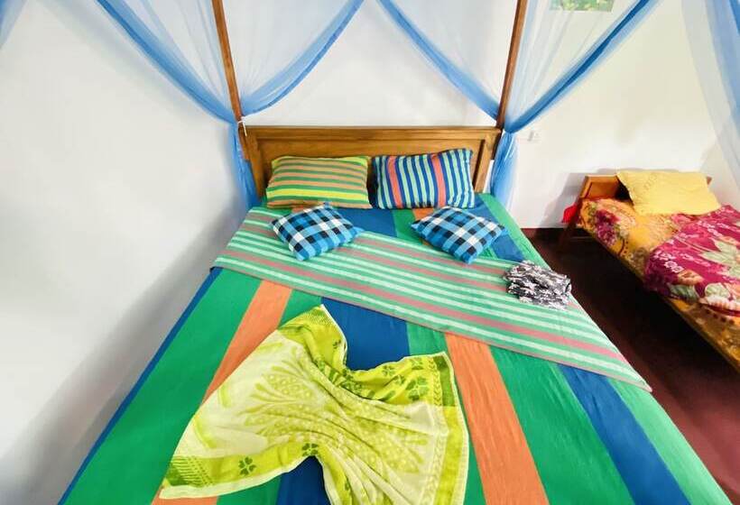 Quarto Familiar, Lotus Grand Rest