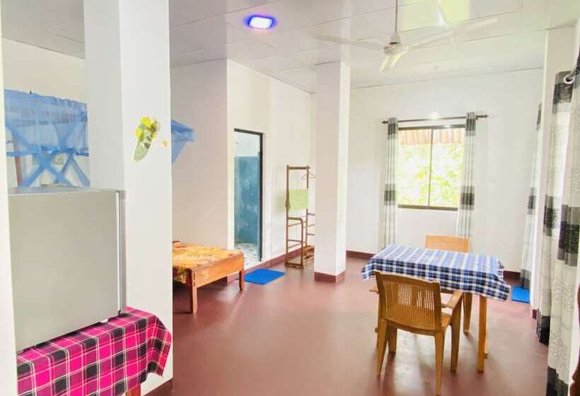 Quarto Familiar, Lotus Grand Rest