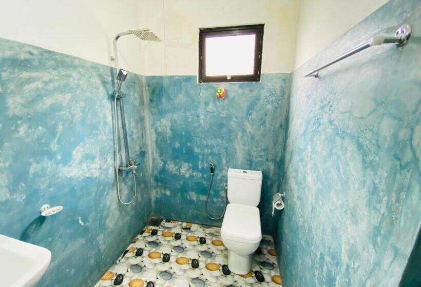 Quarto Familiar, Lotus Grand Rest