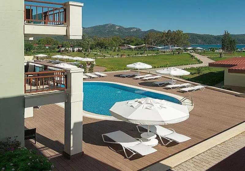 デラックスルーム, Fortezza Beach Resort
