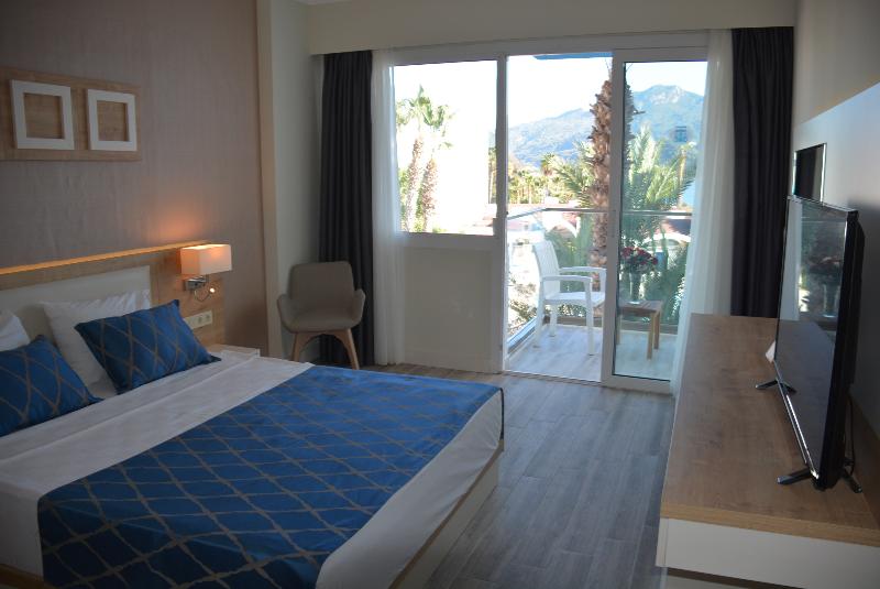 غرفة قياسية مطلّة علي البحر, Fortezza Beach Resort