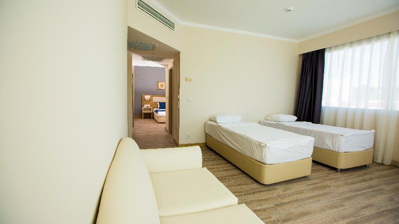 Семейный Номер Вид на Море, Fortezza Beach Resort