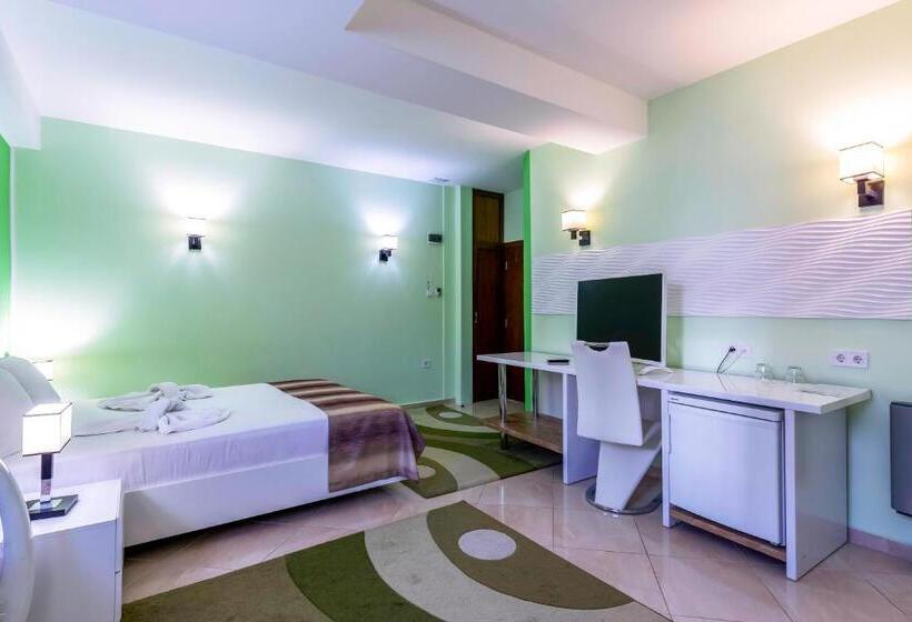 스탠다드 스튜디오, Dafi