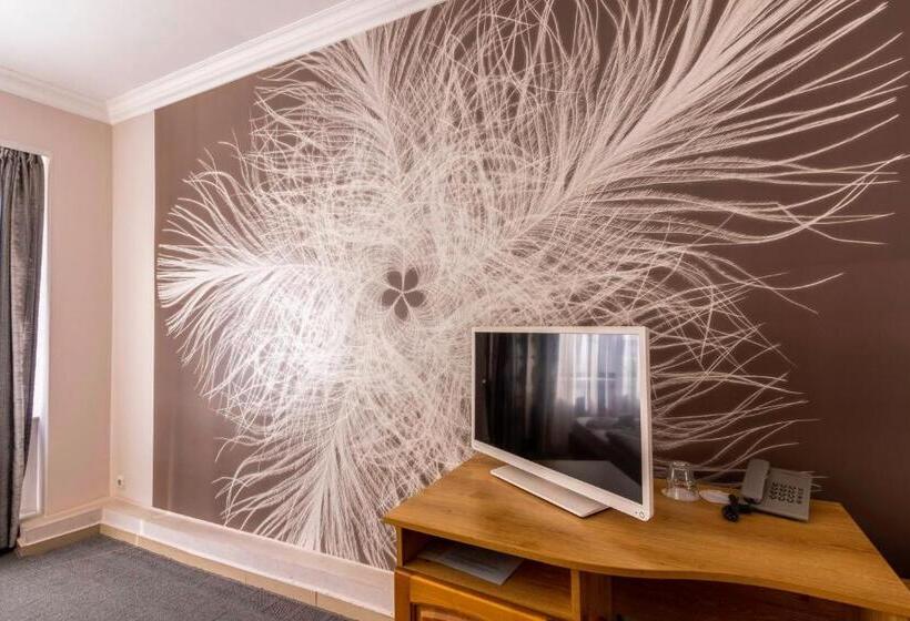 스탠다드 룸, Dafi