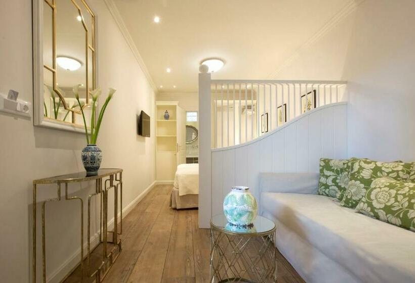 Номер Стандарт, Despotiko