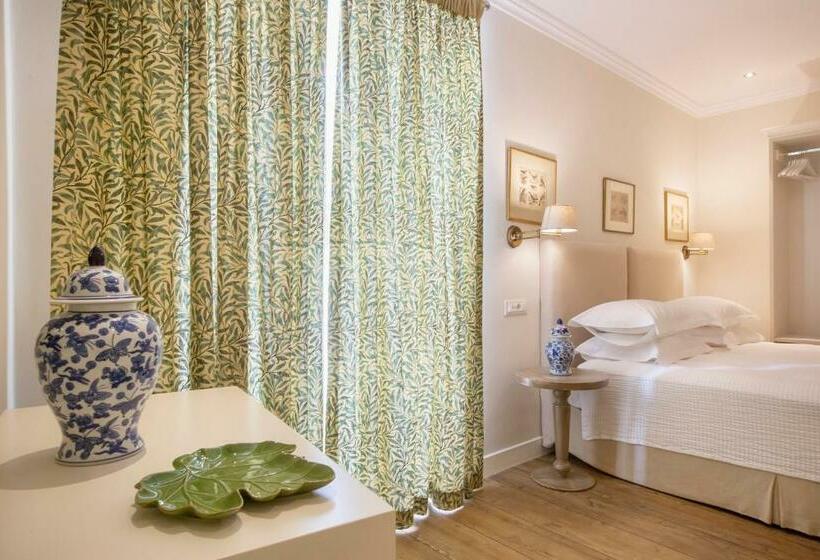 Номер Стандарт, Despotiko