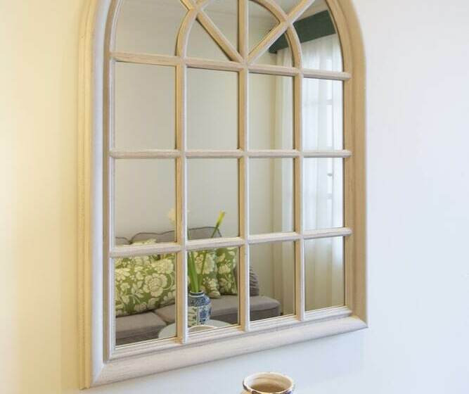 Номер Стандарт, Despotiko