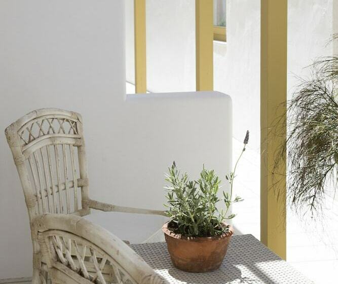 Номер Стандарт, Despotiko