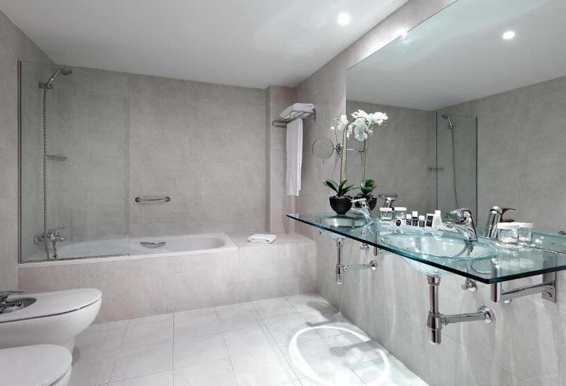 Номер Стандарт, Exe Zaragoza Wtc