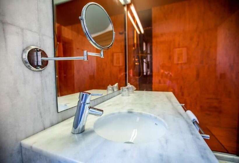 חדר אקונומי, Executive Sport