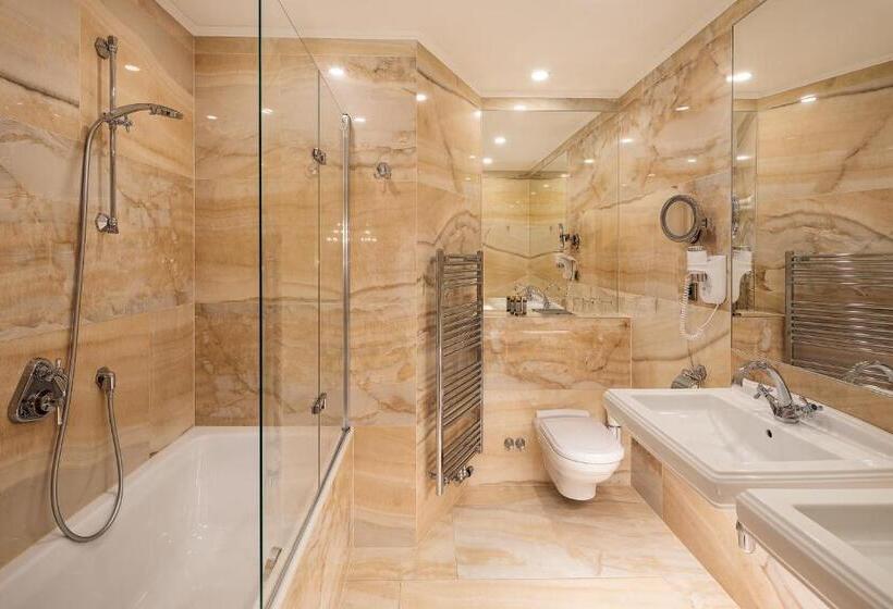 سوییت لوکس, Iron Gate Hotel & Suites Prague By Bhg