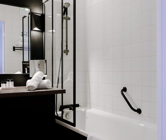 标准三人间, Les Jardins De Deauville