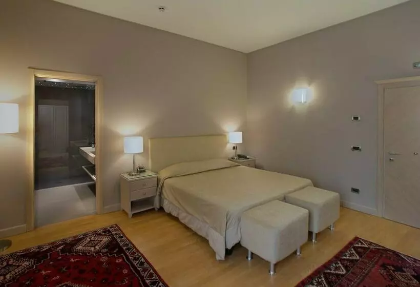 Classic Room