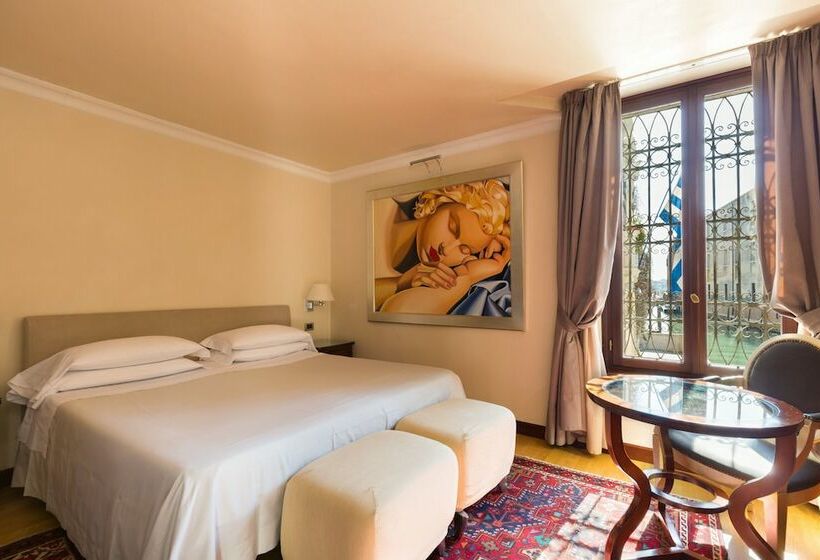 Junior Suite, Liassidi Palace