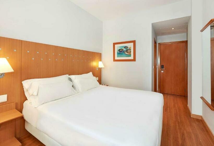 غرفة عائلية متصلة, NH Valencia Las Ciencias