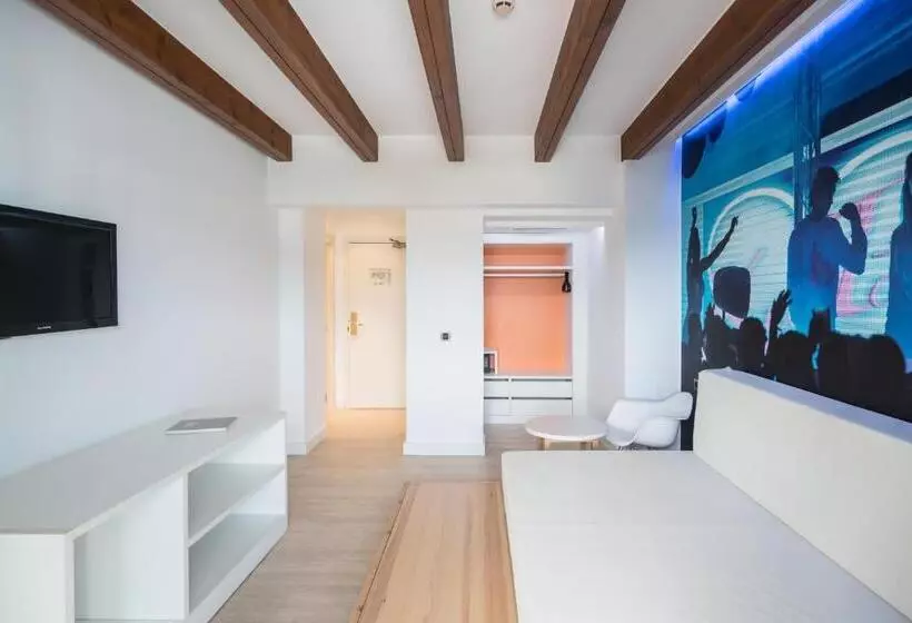 سوییت جونیور با چشم‌انداز دریا, Thb Ocean Beach - Adults Only