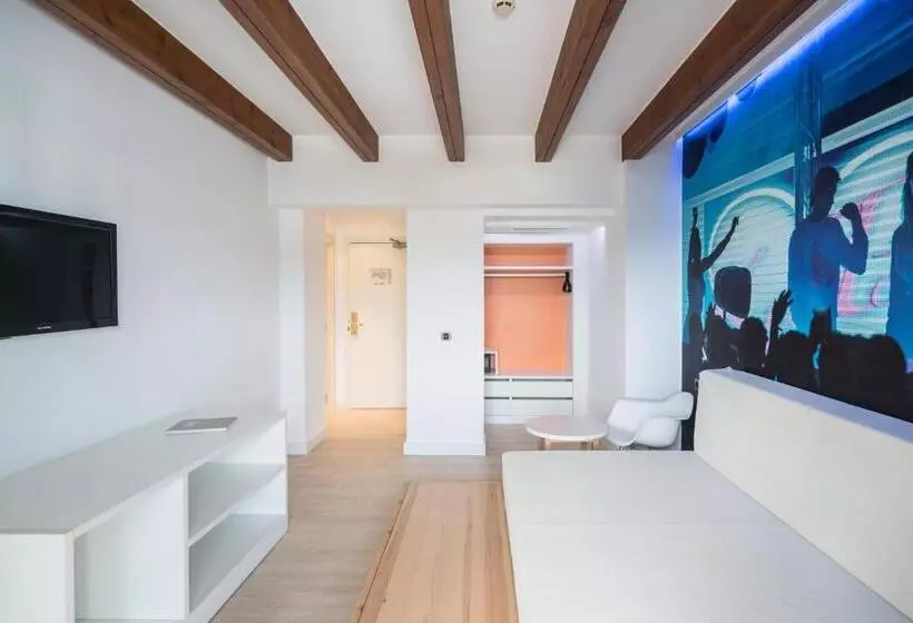 سوییت جونیور با چشم‌انداز دریا, Thb Ocean Beach - Adults Only