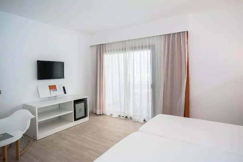 اتاق سوپریور, Thb Ocean Beach - Adults Only