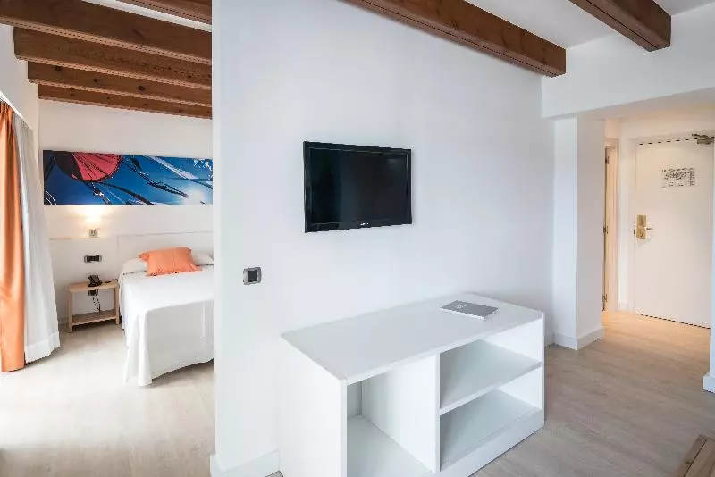 سوییت جونیور با چشم‌انداز دریا, Thb Ocean Beach - Adults Only