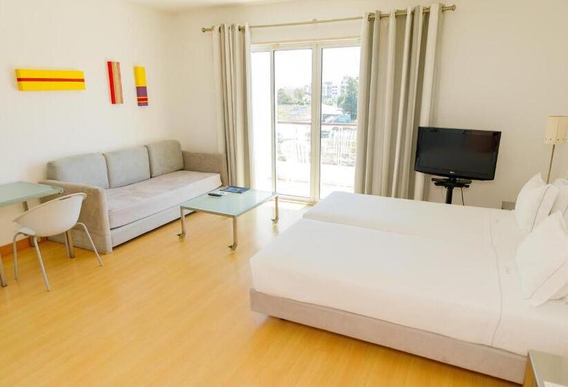 带观景的标准工作室, Marina Club Lagos Resort